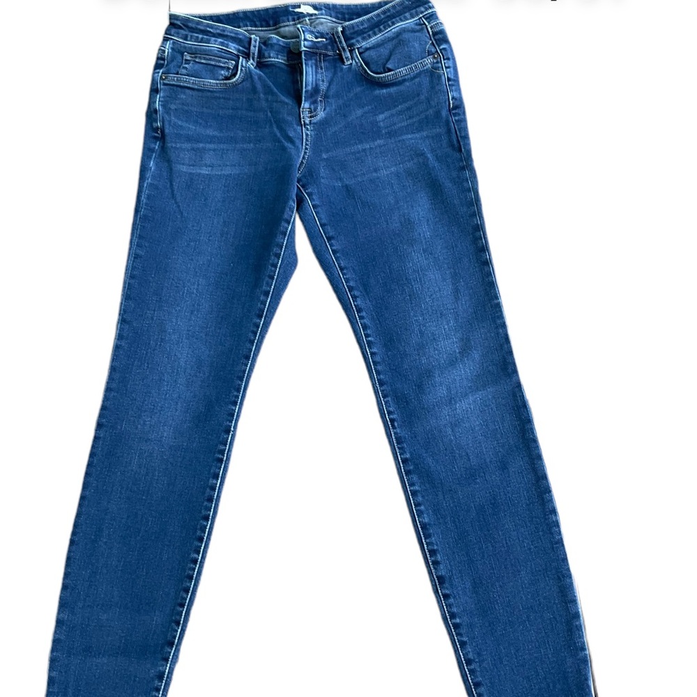 Tommy. Bahama Skinny Jeans size 30 like new!!